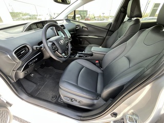 2022 Toyota Prius XLE