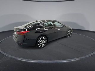 2019 Nissan Altima 2.5 Platinum