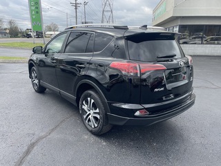 2018 Toyota RAV4 LE AWD