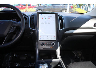 2022 Ford Edge SE AWD