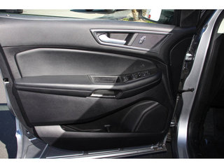 2022 Ford Edge SE AWD