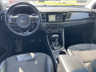 2017 Kia Niro Touring Launch Ed FWD