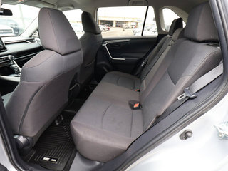 2021 Toyota RAV4 LE AWD