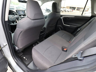 2021 Toyota RAV4 LE AWD