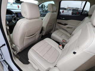 2022 GMC Acadia Denali 4WD