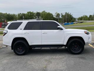 2022 Toyota 4Runner SR5 4WD