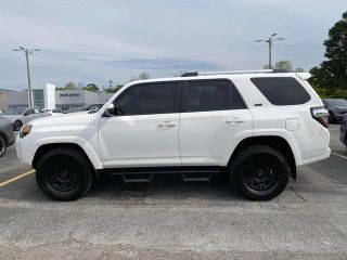 2022 Toyota 4Runner SR5 4WD