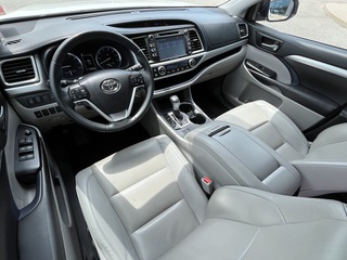2019 Toyota Highlander XLE FWD