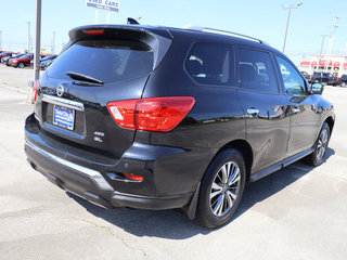 2019 Nissan Pathfinder SL 4WD