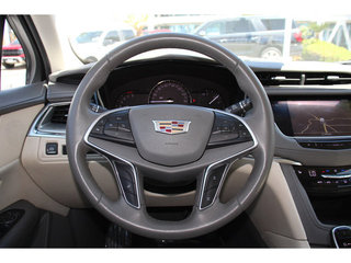 2017 Cadillac XT5 Luxury FWD