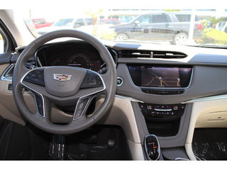 2017 Cadillac XT5 Luxury FWD