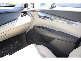 2017 Cadillac XT5 Luxury FWD
