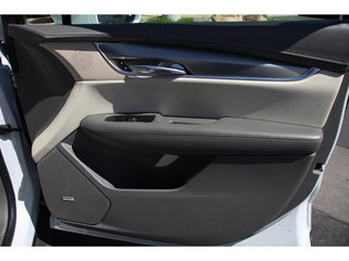 2017 Cadillac XT5 Luxury FWD