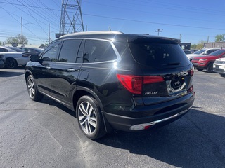 2017 Honda Pilot Touring AWD
