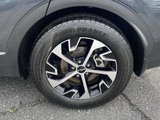 2024 Kia Sportage EX FWD
