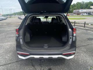 2024 Kia Sportage EX FWD