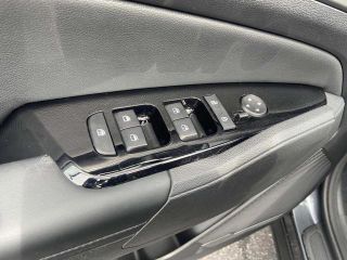 2024 Kia Sportage EX FWD