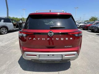 2023 Nissan Pathfinder Platinum 2WD