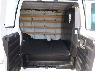 2022 GMC Savana 2500 135WB