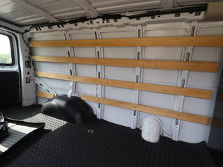 2022 GMC Savana 2500 135WB