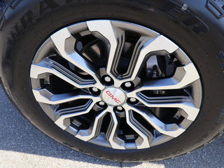 2023 GMC Canyon Denali 4WD