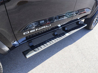 2023 GMC Canyon Denali 4WD