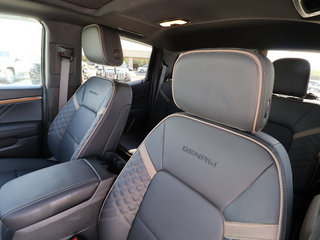 2023 GMC Canyon Denali 4WD