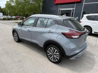 2024 Nissan Kicks SV FWD