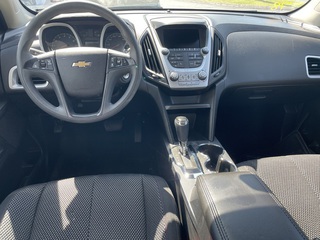 2017 Chevrolet Equinox LS FWD