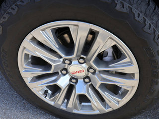 2022 GMC Sierra 1500 Denali 4WD 147WB