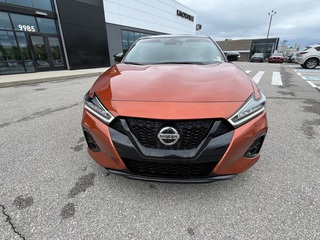 2022 Nissan Maxima SR