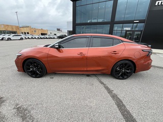 2022 Nissan Maxima SR