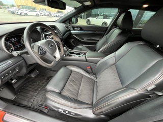 2022 Nissan Maxima SR