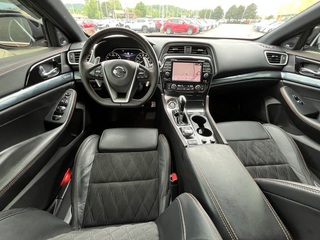2022 Nissan Maxima SR