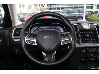 2020 Chrysler 300 Touring RWD