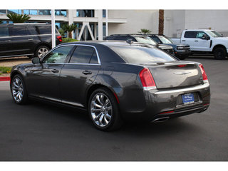 2020 Chrysler 300 Touring RWD