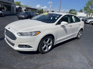 2014 Ford Fusion SE