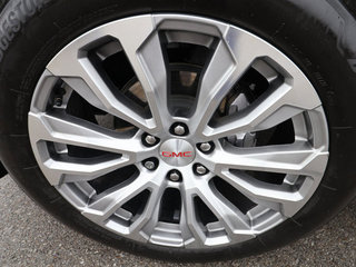 2023 GMC Yukon Denali 4WD