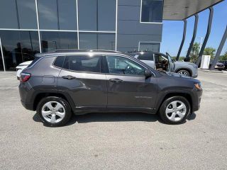 2021 Jeep Compass Latitude FWD
