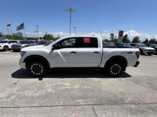 2023 Nissan Titan PRO-4X 4WD