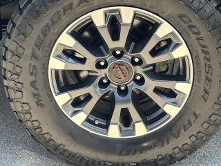 2023 Nissan Titan PRO-4X 4WD