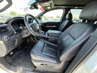 2023 Nissan Titan PRO-4X 4WD