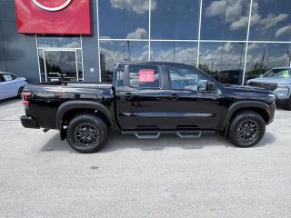 2024 Nissan Frontier PRO-4X 4WD