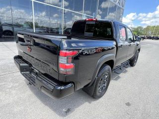 2024 Nissan Frontier PRO-4X 4WD
