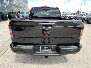 2024 Nissan Frontier PRO-4X 4WD