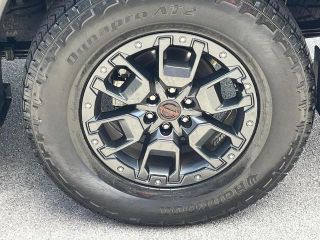 2024 Nissan Frontier PRO-4X 4WD