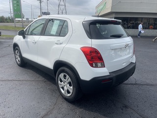 2016 Chevrolet Trax LS FWD