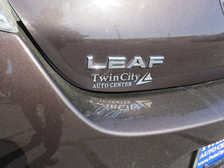2016 Nissan LEAF SV