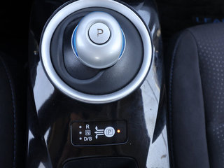 2016 Nissan LEAF SV