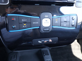 2016 Nissan LEAF SV